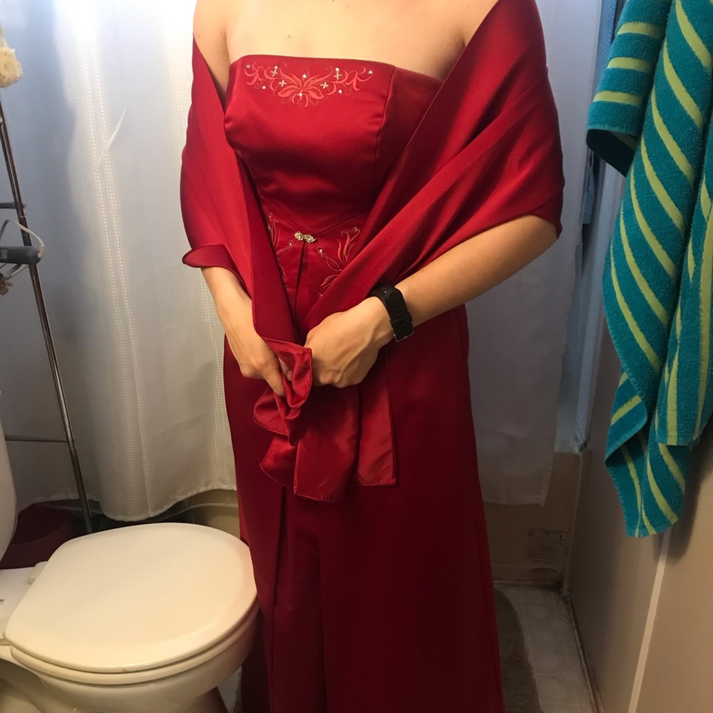 Red strapless prom dress